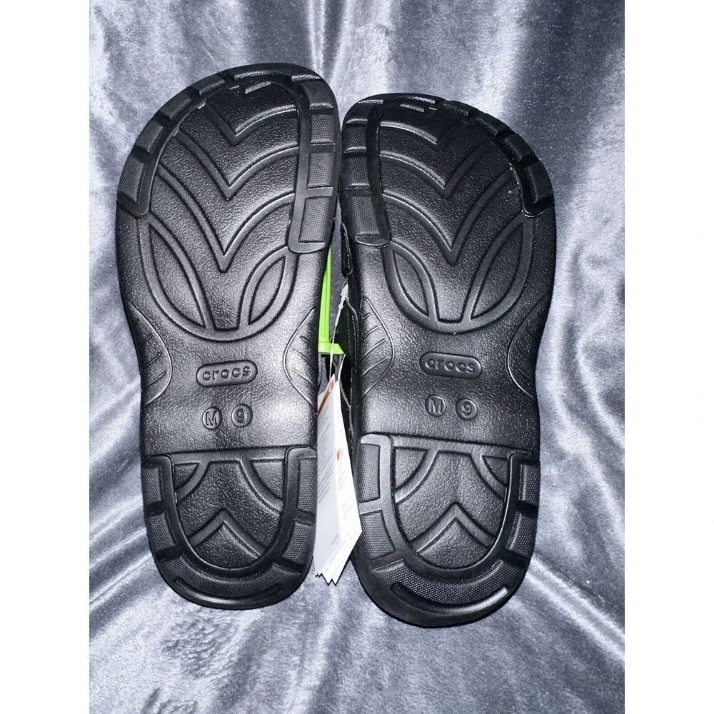 NEW‎ Crocs Yukon Fisherman Black Leather Closed Toe Sandals Mens Size 9